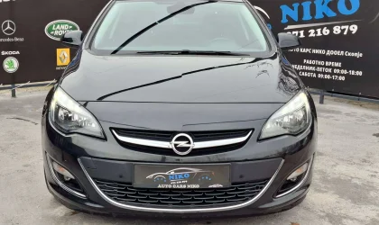 Opel Astra  - 2013