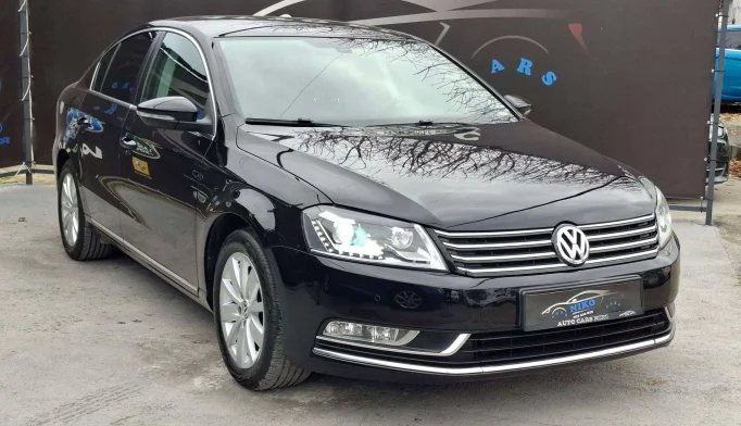 Volkswagen Passat  - 2013