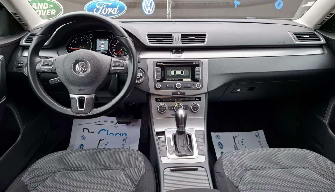 Volkswagen Passat  - 2013