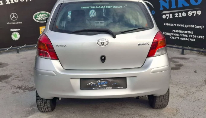 Toyota Yaris  - 2009