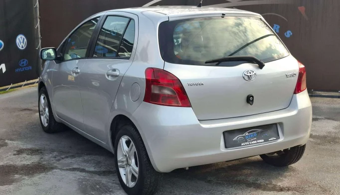 Toyota Yaris  - 2008