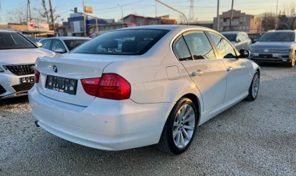 BMW 3 Series  - 2009