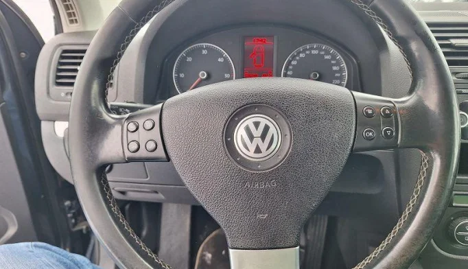 Volkswagen Golf  - 2008