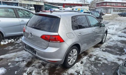 Volkswagen Golf  - 2012