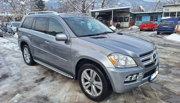 Mercedes-Benz GL-Class  - 2010