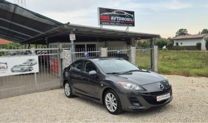 Mazda 323  - 2010