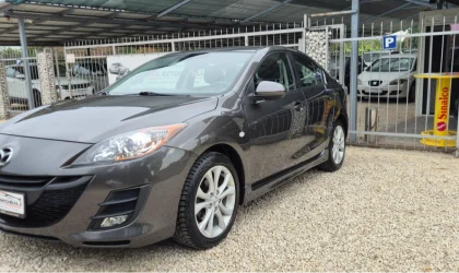 Mazda 323  - 2010