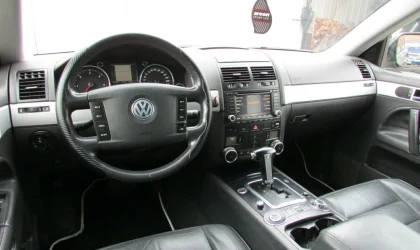 Volkswagen Touareg  - 2005