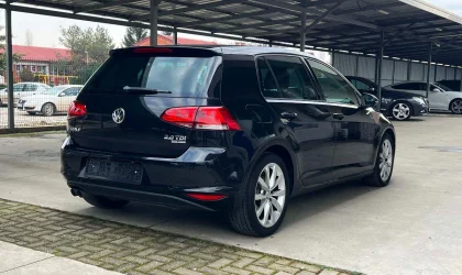 Volkswagen Golf  - 2014