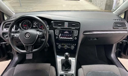 Volkswagen Golf  - 2014