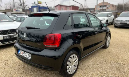 Volkswagen Polo  - 2011