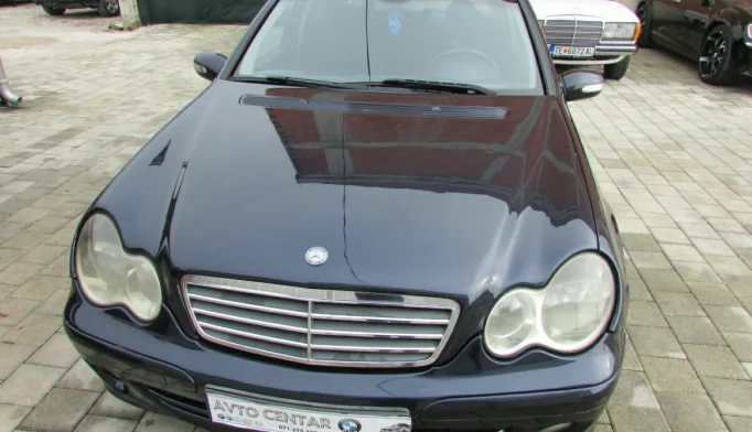 Mercedes-Benz C-Class  - 2004