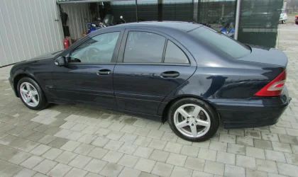 Mercedes-Benz C-Class  - 2004