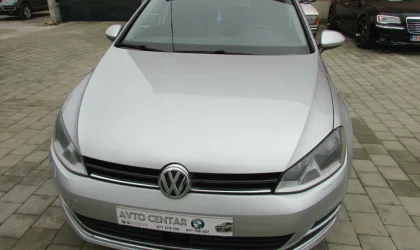 Volkswagen Golf  - 2013