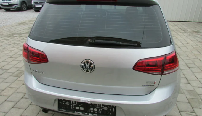 Volkswagen Golf  - 2013