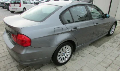 BMW 3 Series  - 2009