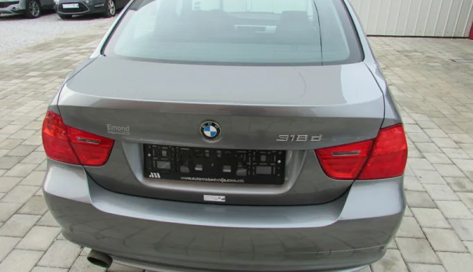 BMW 3 Series  - 2009