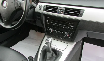 BMW 3 Series  - 2009