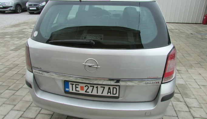 Opel Astra  - 2005