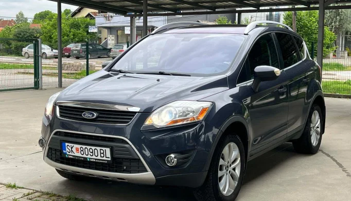 Ford Kuga  - 2010