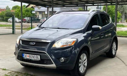 Ford Kuga  - 2010