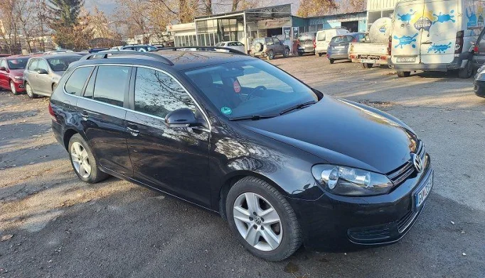 Volkswagen Golf  - 2010