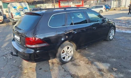 Volkswagen Golf  - 2010