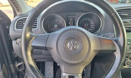 Volkswagen Golf  - 2010