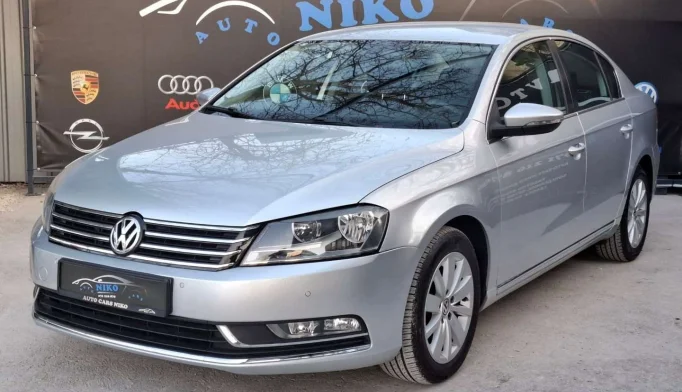 Volkswagen Passat  - 2013