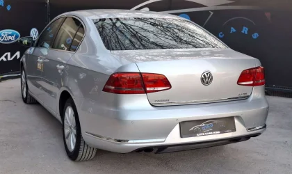 Volkswagen Passat  - 2013