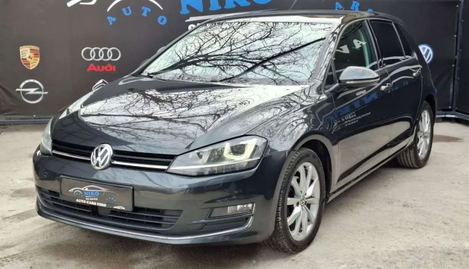 Volkswagen Golf  - 2016