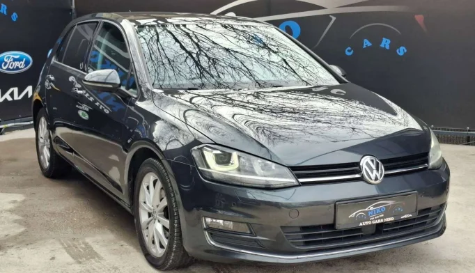 Volkswagen Golf  - 2016