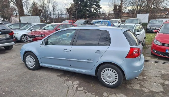 Volkswagen Golf  - 2008