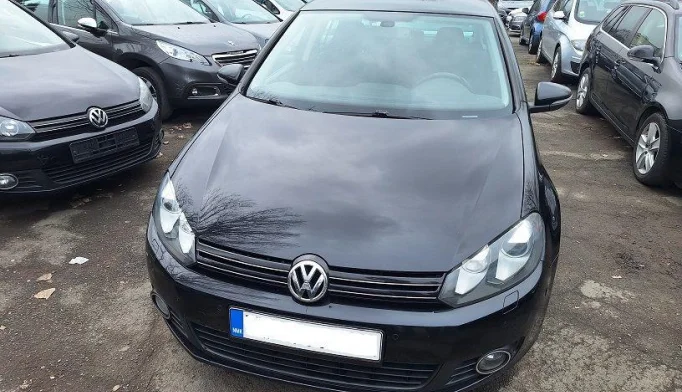 Volkswagen Golf  - 2010