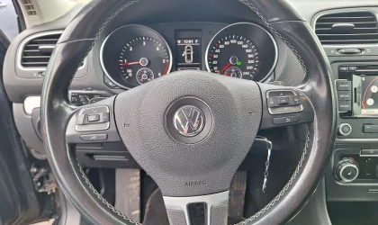 Volkswagen Golf  - 2010