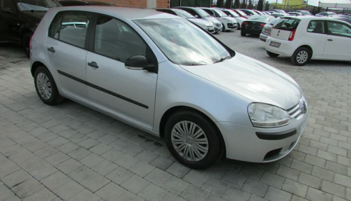 Volkswagen Golf  - 2008