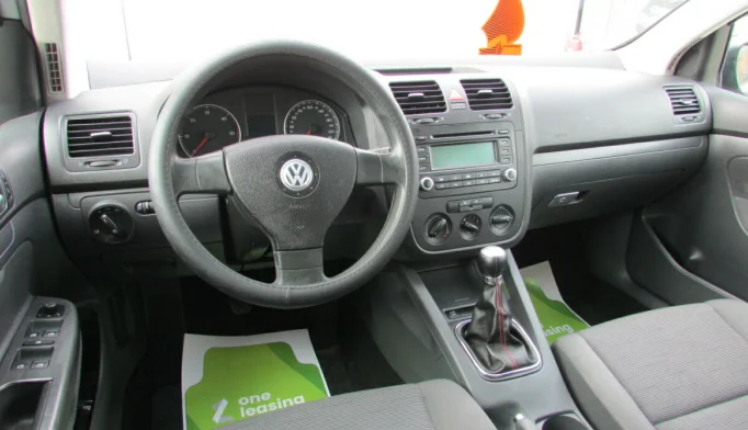 Volkswagen Golf  - 2008