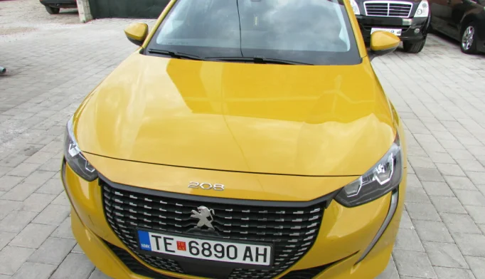 Peugeot 208  - 2021