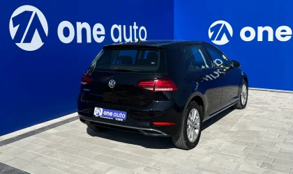 Volkswagen Golf  - 2018