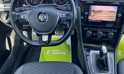 Volkswagen Golf R  - 2019